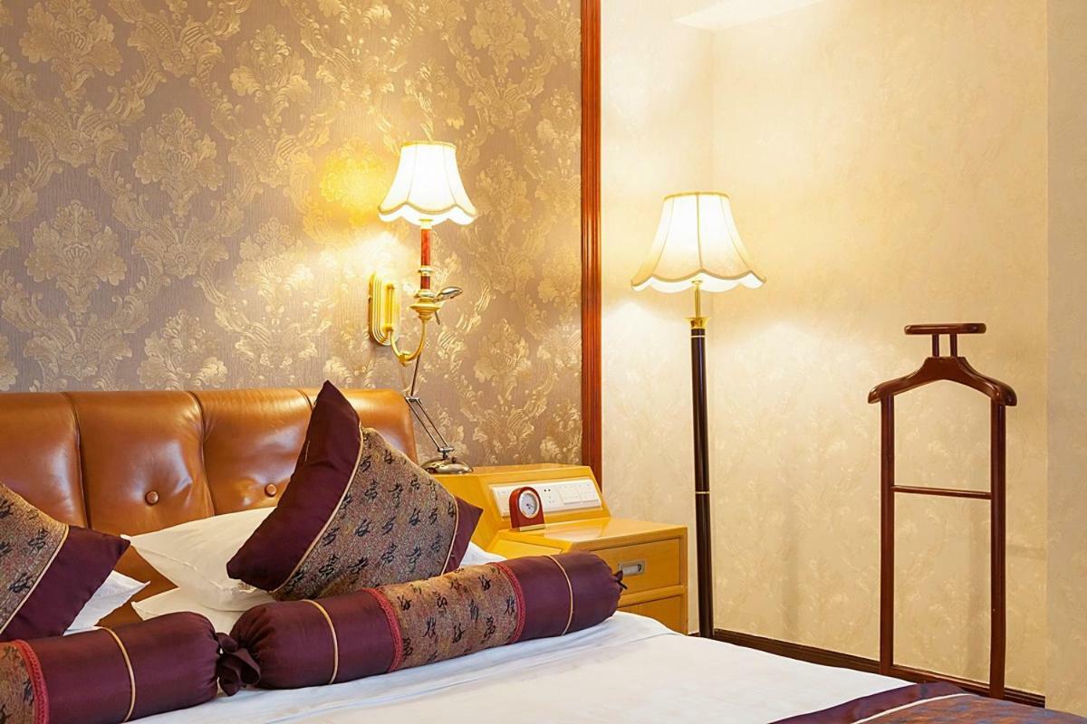 Xiamen Huaqiao Hotel Экстерьер фото
