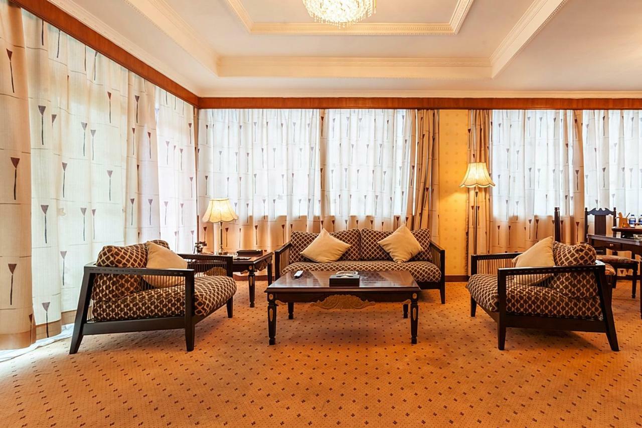 Xiamen Huaqiao Hotel Экстерьер фото